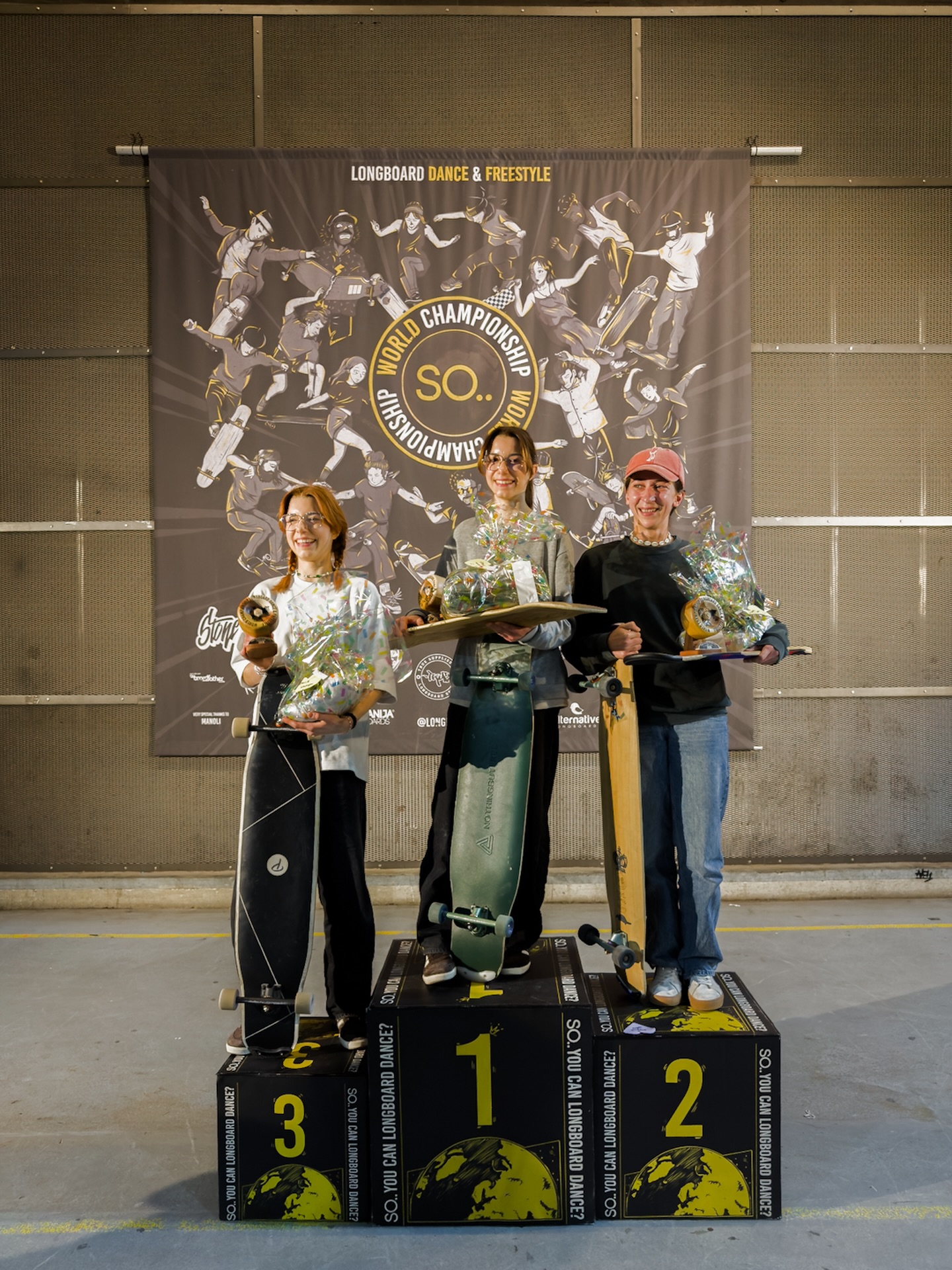 Congratulations for the Champions of Dance Women Intermediate! 🏆
 
🥇 Léna 🇫🇷 @lena.pomme 
🥈 Franzi Katona 🇩🇪 @frenzydancy 
🥉 Maïlys Wencek 🇫🇷 @mama._.tcha
 
#SO.. #soyoucanlongboarddance #Longboard #Longboarding #longboarddancing